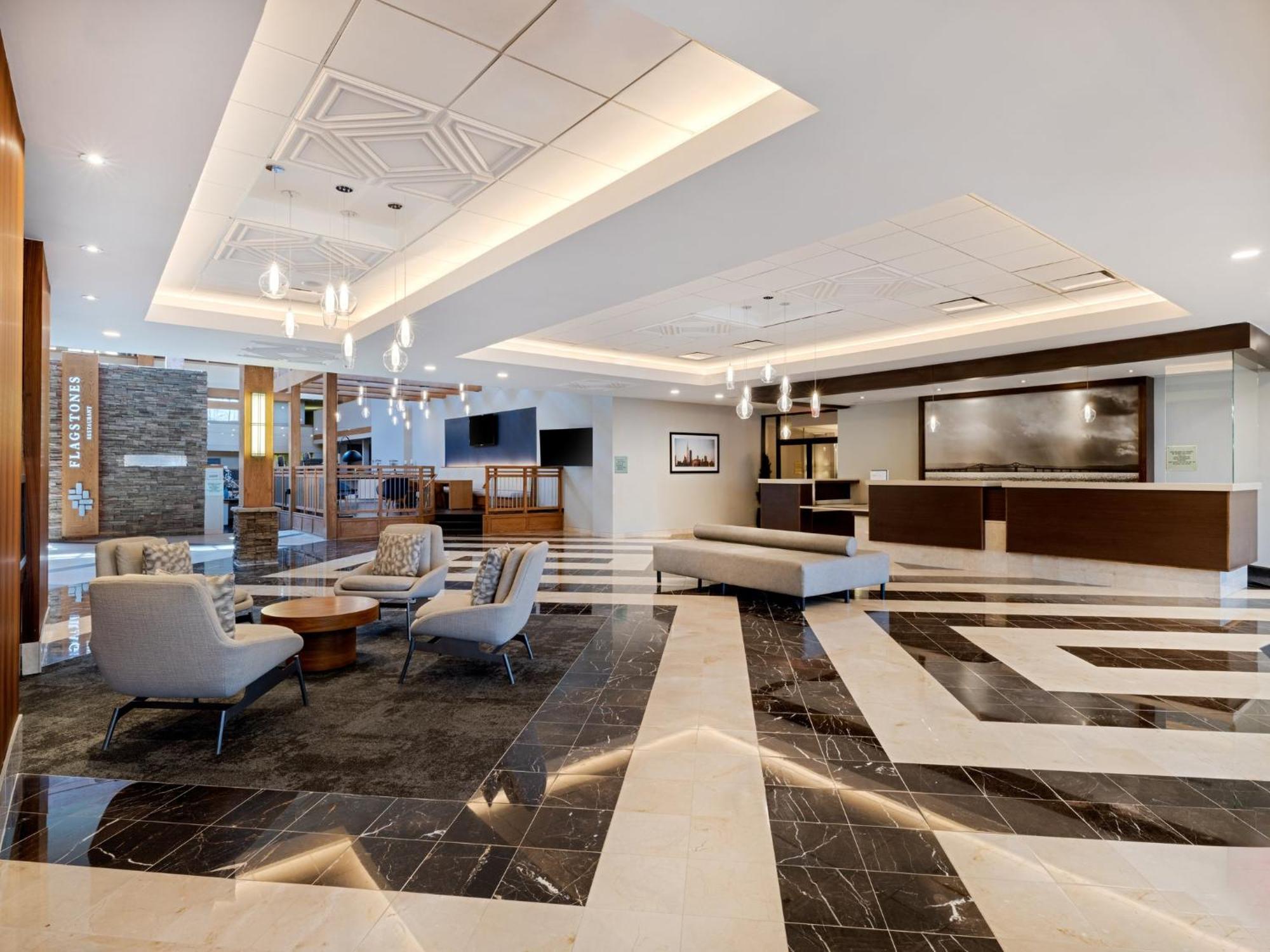 Crowne Plaza Suffern-Mahwah By Ihg Hotel Exterior photo