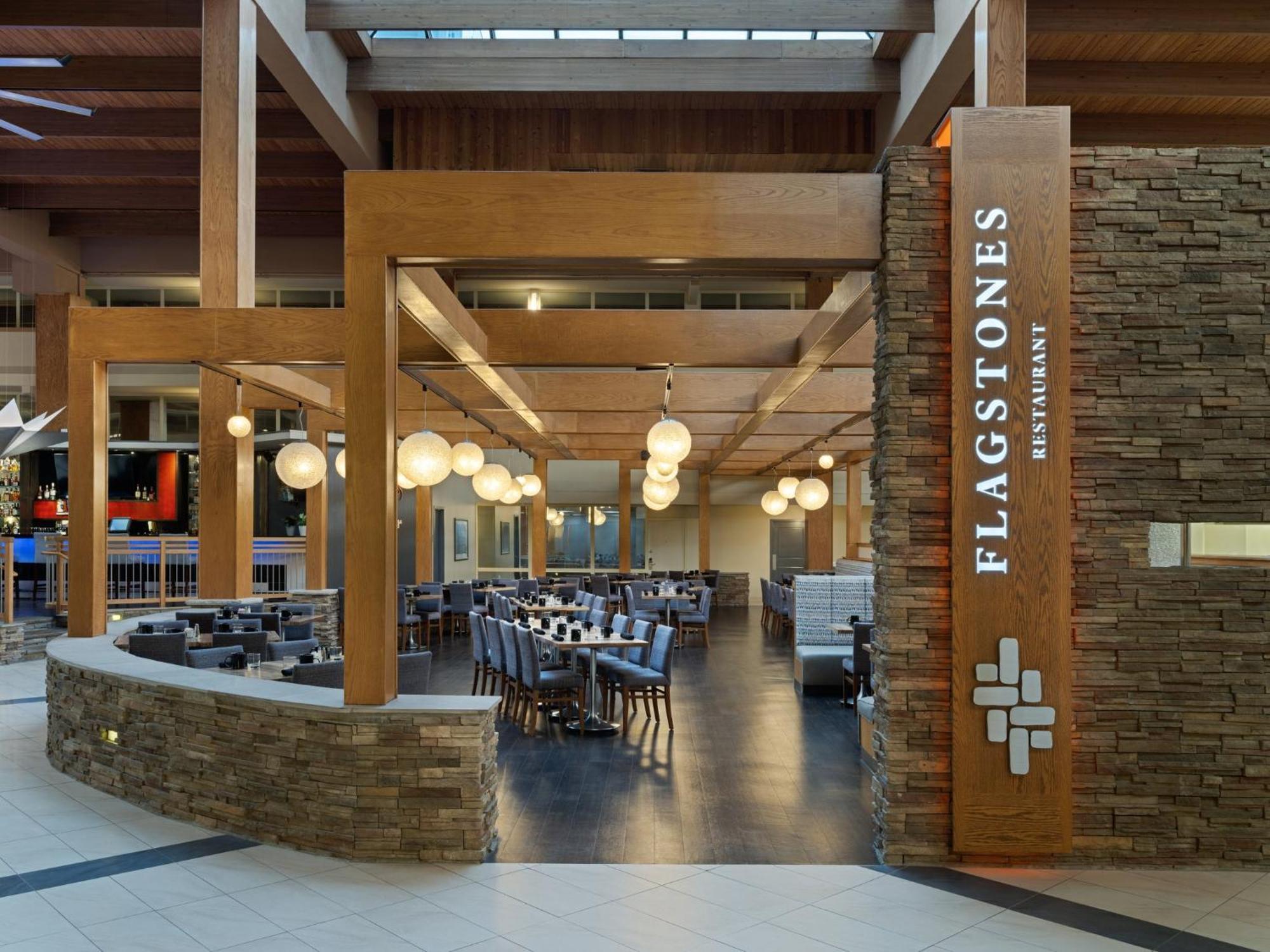 Crowne Plaza Suffern-Mahwah By Ihg Hotel Exterior photo